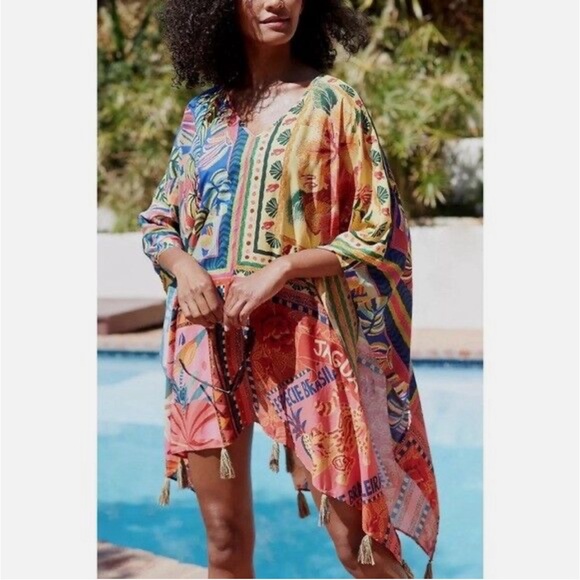 FARM Rio Swimsuit Cover Up With Tassels Poncho SZ M-L NWOT - Picture 3 of 12